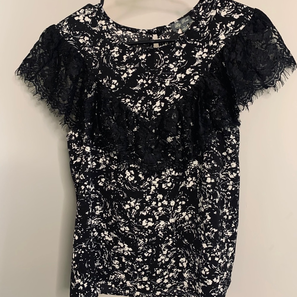 Lace detailed shirt